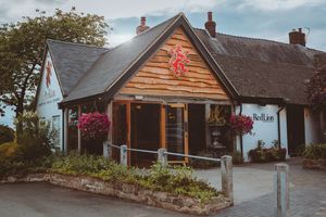 The Red Lion is set in the heart of the village and has been given a full refurbishment by Davenports