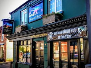 Supporting image for story: 'We won't be beaten' - Stourbridge couple who suffered break in at pub open up the next day