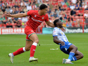 Supporting image for story: Walsall's Priestley Farquharson ‘helps Oisin McEntee to shine’ says Mat Sadler