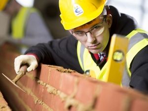 Supporting image for story: Money runs out for Carillion apprentices this week