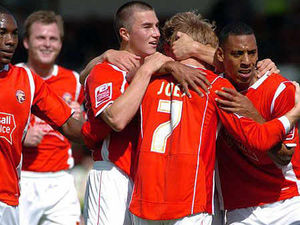 Supporting image for story: Hutchings' happy with scoring duo