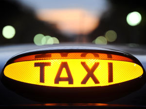 Supporting image for story: Know the difference between a taxi and private hire, customers urged