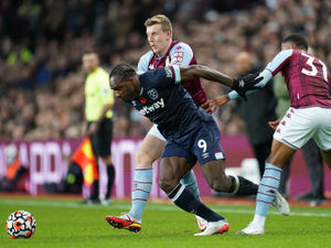 Supporting image for story: West Ham blocking Wolves move for Michail Antonio