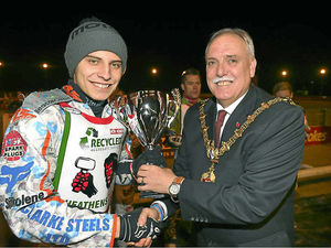 Supporting image for story: Heathens romp to speedway triumph - pictures