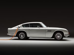 Supporting image for story: Lunaz commences production of electric Aston Martin DB6