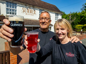 Supporting image for story: Couple who met at pub they went on to run stepping down after nine years in charge