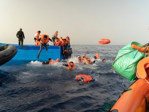 Supporting image for story: Armed bandits interrupt rescue of migrants in Mediterranean off Libya