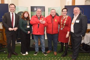 Keith Fulwood and Terry Cole show off one of their awards alongside Local Growth and Buildings Minister Alex Norris, Mary McMarron, Tonia Antoniazzi from the APPBG and Ed Bedington (editor of Morning Advertiser)