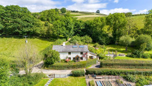 The sale includes a four bedroom detached cottage. Photo: Bruce & Company/Zoopla