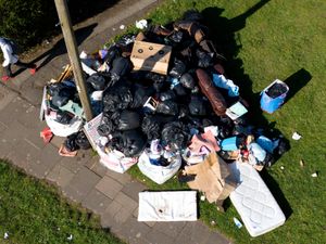 Supporting image for story: Birmingham lorry drivers’ pay cuts ‘an escalation’ of bin strike, union says