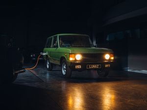Supporting image for story: Classic Range Rover converted to electric powertrain enters production