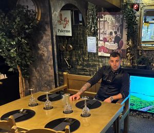 A rest before the doors open for Mario