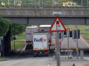 Supporting image for story: Crashes chaos for motorists