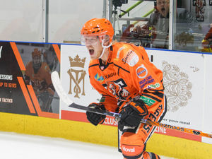 Supporting image for story: Telford Tigers roar on for biggest victory of season in Bristol