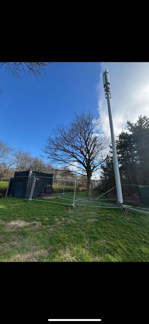 The controversial mast in Stevens Park Wollescote