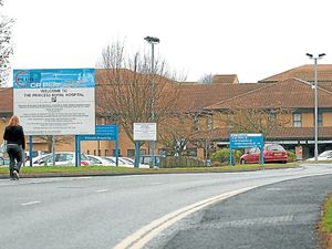 Supporting image for story: Nursing chief outlines catering changes after danger concrete found at Telford hospital kitchen 