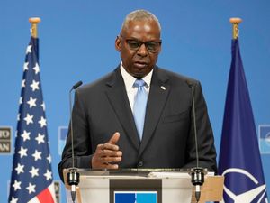 Supporting image for story: US ‘to provide further £1.8 billion in military aid to Ukraine’