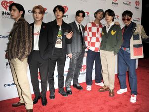 Supporting image for story: BTS star Suga ‘deeply sorry’ for riding electric scooter after drinking alcohol