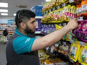 Supporting image for story: Poundland announces festive and New Year closures as firm taking on 1,200 seasonal workers 