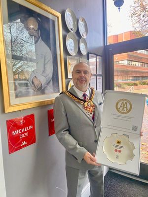 The Mayor said the restaurant was an excellent establishment and deserved all the plaudits it got