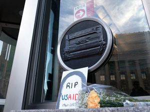 Supporting image for story: Judge clears way for Trump to pull thousands of USAID staff off job