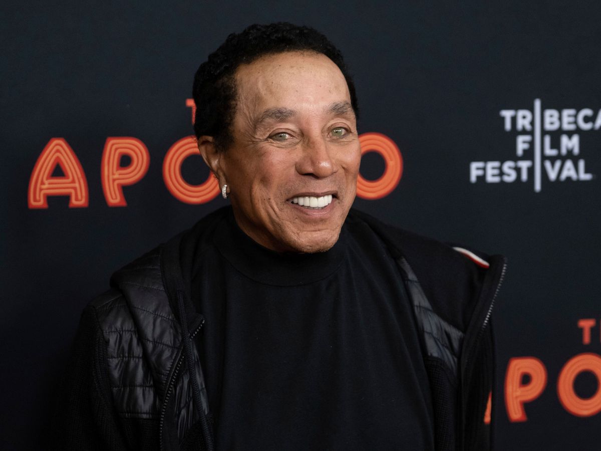 Police open criminal investigation into rape allegations against Smokey Robinson