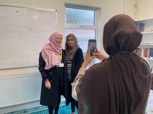 Explore various things from Hijabs, Mehndi Art and much more.