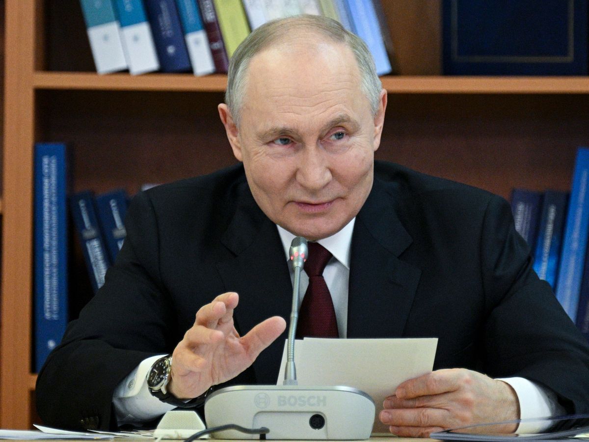 Putin echoes Trump claim Ukraine war could have been avoided if he was(03)