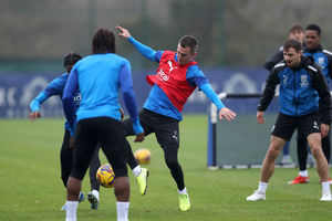 Jed Wallace tries to get the ball under control (Photo by Adam Fradgley/West Bromwich Albion FC via Getty Images).