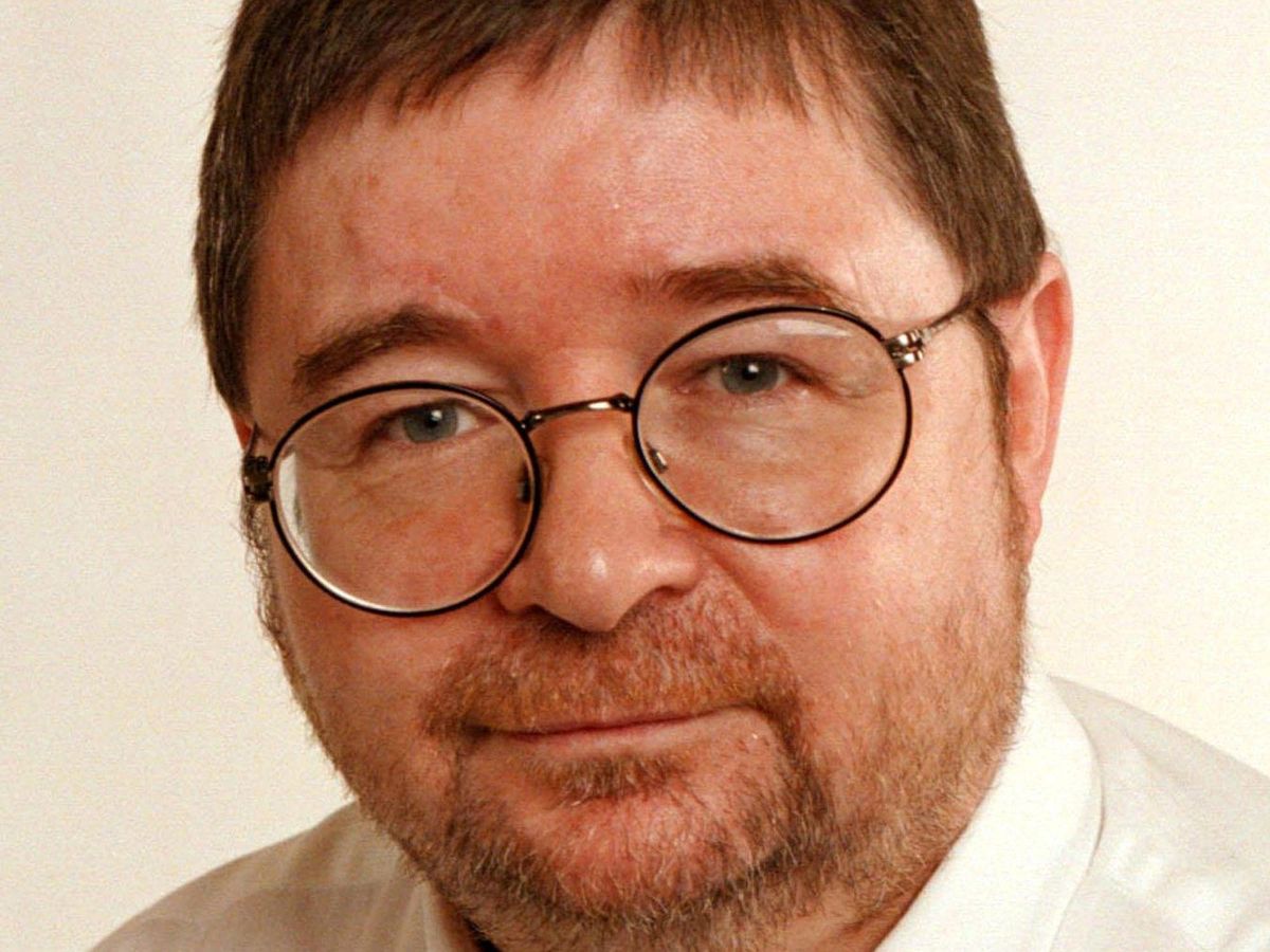 Detectives investigating journalist murder in Co Armagh make arrest in England