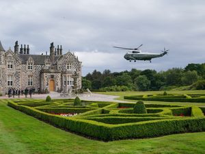 Supporting image for story: Trump hosts Starmer and Swinney for dinner at Aberdeenshire golf course