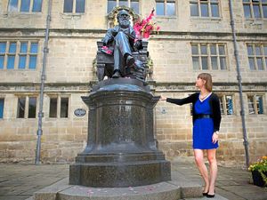 Supporting image for story: Charles Darwin: Shropshire hero or Shrewsbury sinner?

