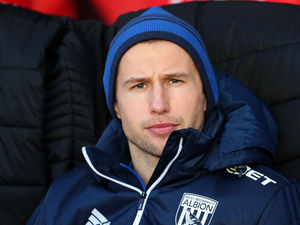 Supporting image for story: Grzegorz Krychowiak not out of favour, insists Alan Pardew