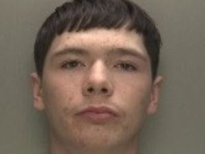 Supporting image for story: Police appeal for info to help find missing 15-year-old from Walsall