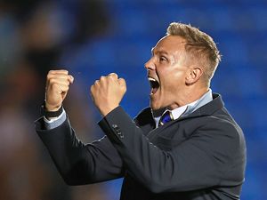 Supporting image for story: Dave Edwards: Early points on the board was key for Shrewsbury