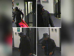 Supporting image for story: Caught on CCTV: Two sought after weights stolen from Tipton gym