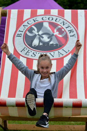 Zuzanna Szczypior in the big deck chair at Halesowen Carnival