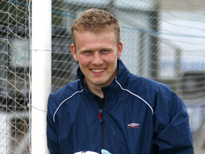 Supporting image for story: Ryan Young signs new Bucks deal