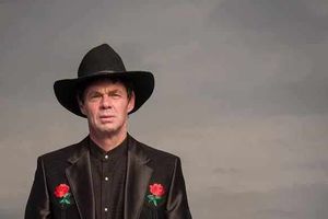 Supporting image for story: Perrier Award winning comic Rich Hall to star at The Weekend of Words festival in Ludlow