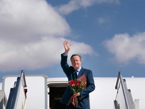 Supporting image for story: Cameron urges Hamas to accept ‘generous’ deal with Israel to end Gaza conflict