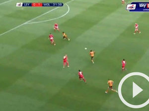 Supporting image for story: Leyton Orient 1 Wolves 3 - match highlights