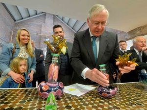 Supporting image for story: Stourbridge Glass Museum gets Royal guest of honour at long-delayed opening