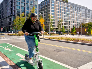 Supporting image for story: New deal will see more than 2,000 new bikes and e-scooters hit West Midlands streets
