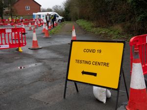 Supporting image for story: 77 cases of Covid variant first detected in India found in UK