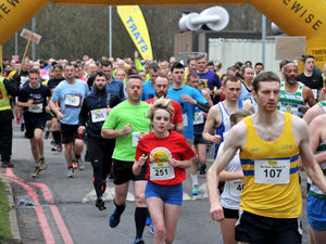 Supporting image for story: Fun runners take part in this year's Action Heart 5 mile event