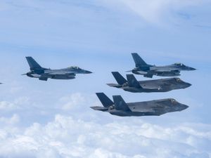 Supporting image for story: South Korea and US preparing for summer military drills