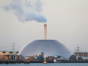 Supporting image for story: Government to block incinerators that do not contribute to green plans
