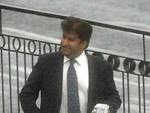 Supporting image for story: Ferrari lifestyle of the fake love guru