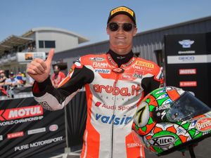 Supporting image for story: Mid Wales Superbike star Chaz Davies handed top award