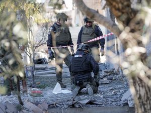 Supporting image for story: Austrian peacekeepers injured in missile strike at camp in Lebanon